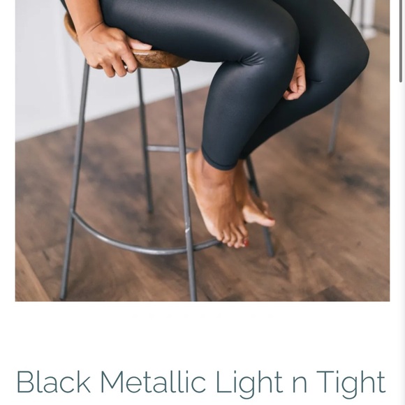 ZYIA Metallic Black Leggings - Picture 5 of 5
